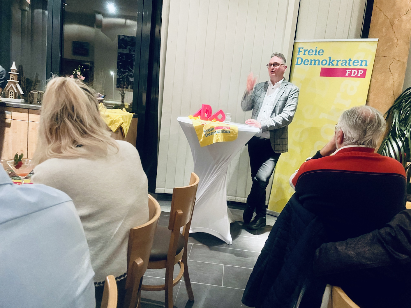 Oliver Stirböck - Ehrengast zum politischen Aschermittwoch